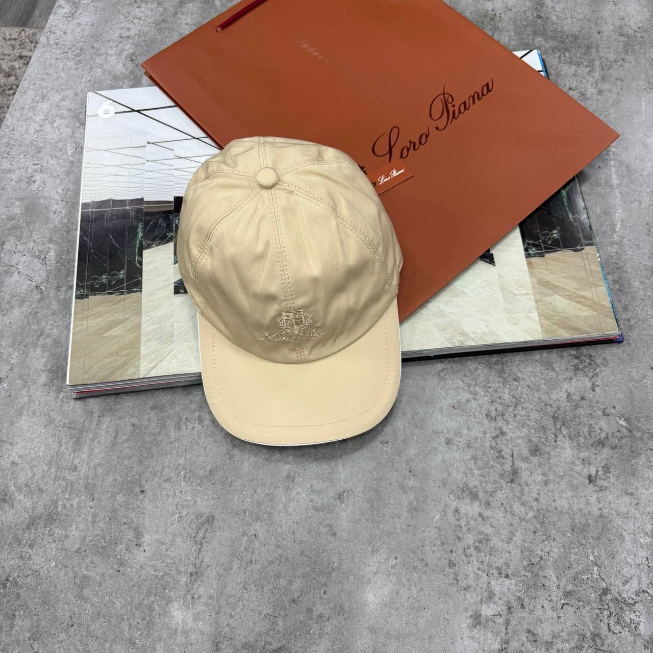 LORO CAP
