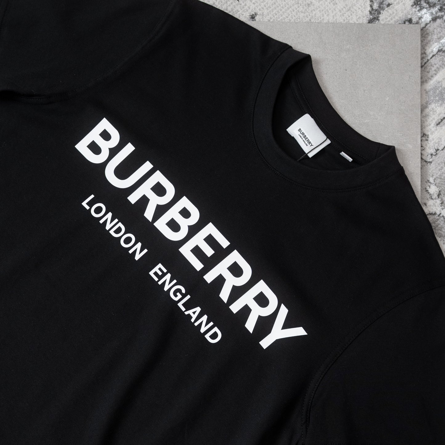 BURB TEE-BLACK