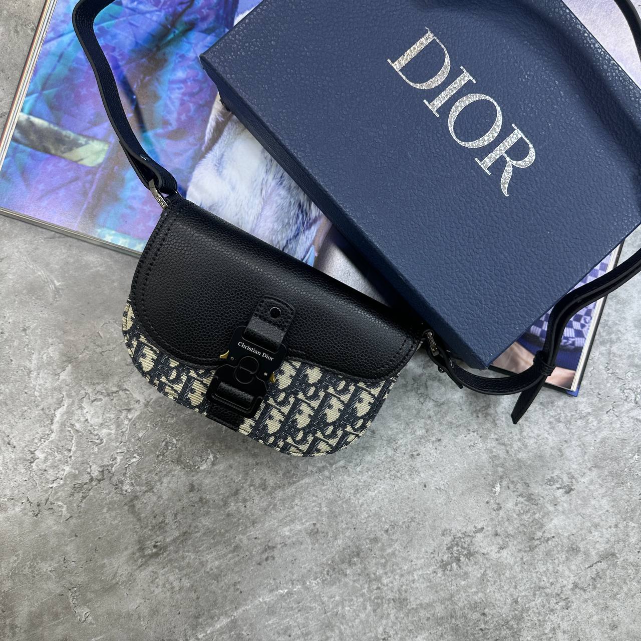 CD SADDLE BAG