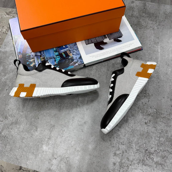 HMES TRAINERS
