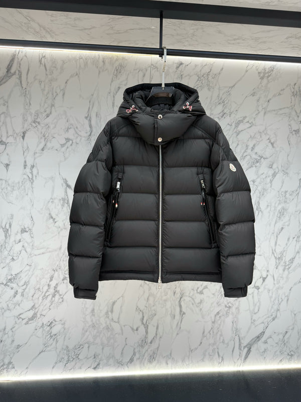 PRE ORDER MNCLR COAT-BLACK