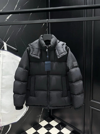 (PRE ORDER) LVE COAT BLACK