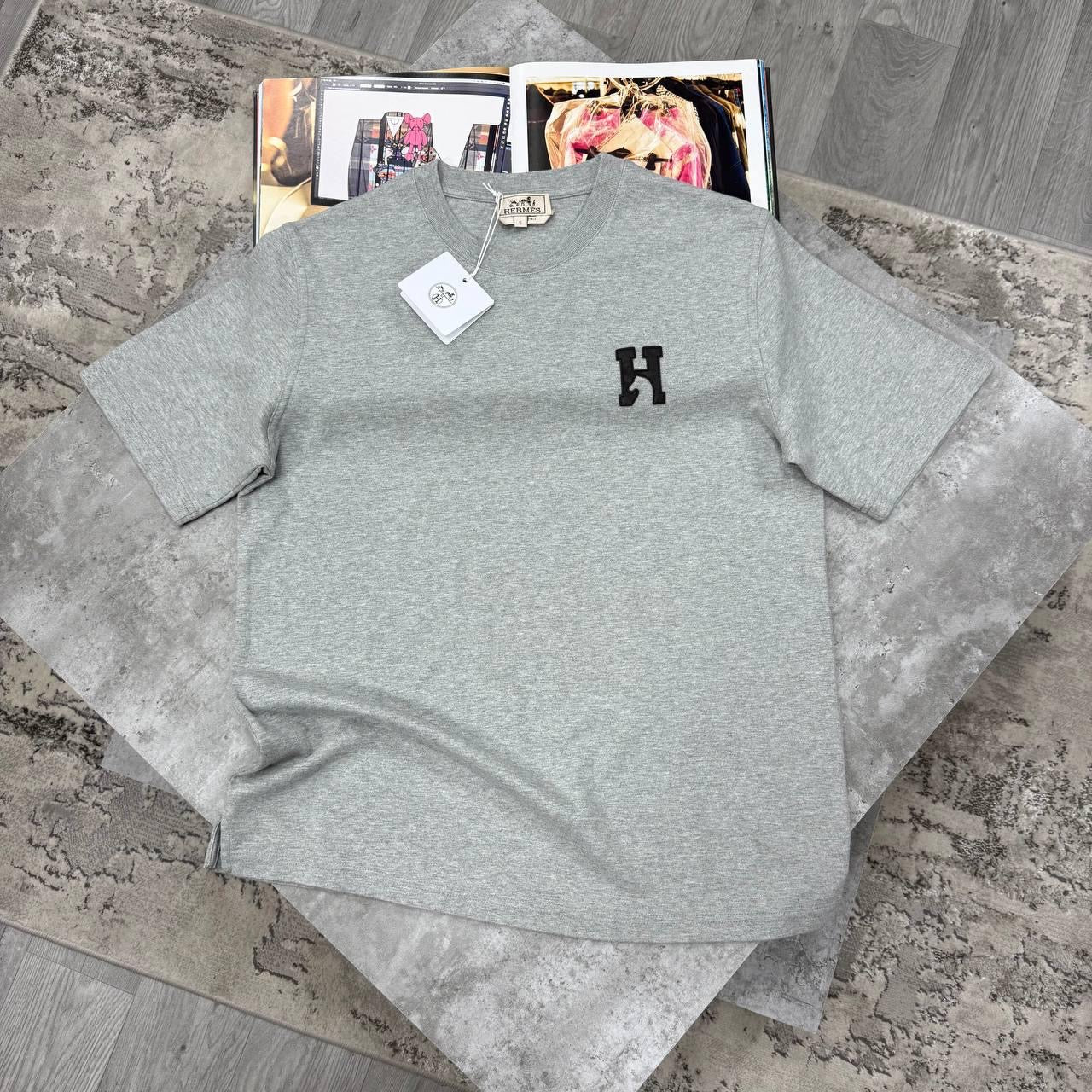 HMES TEE-GREY