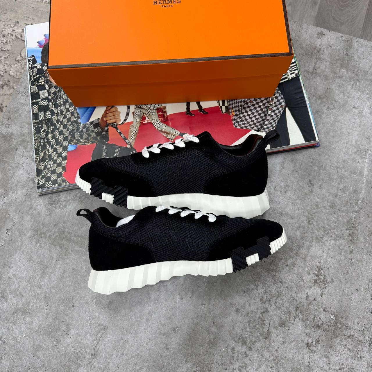 HMES TRAINERS