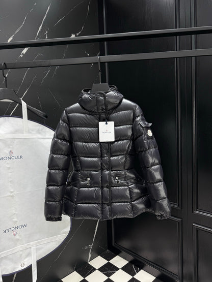 PRE ORDER WOMENS MNCLR COAT