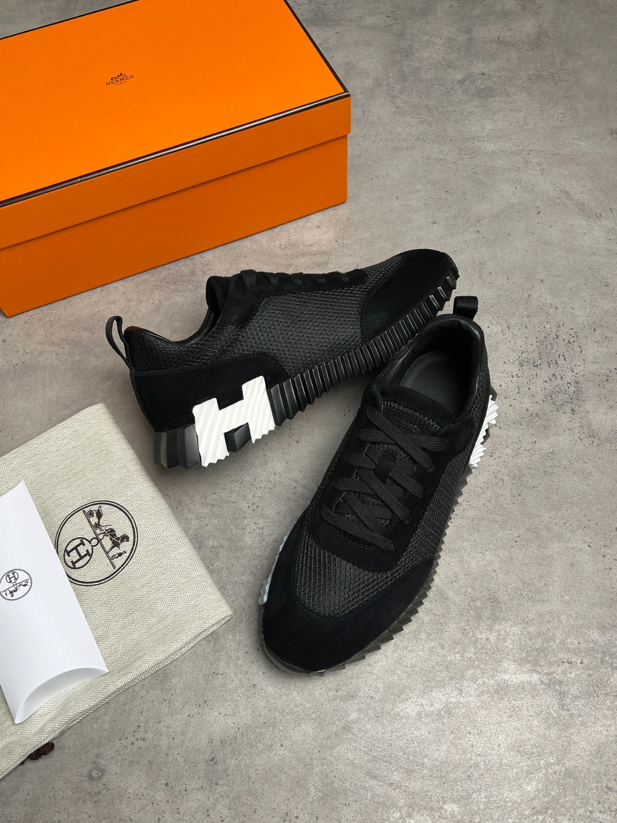 HRMES BOUNCE