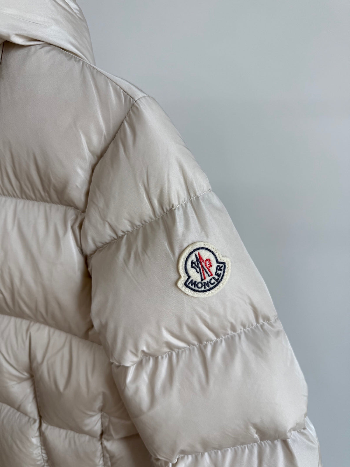 PRE ORDER WOMENS MNCLR COAT