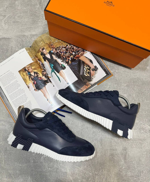 HMES TRAINERS