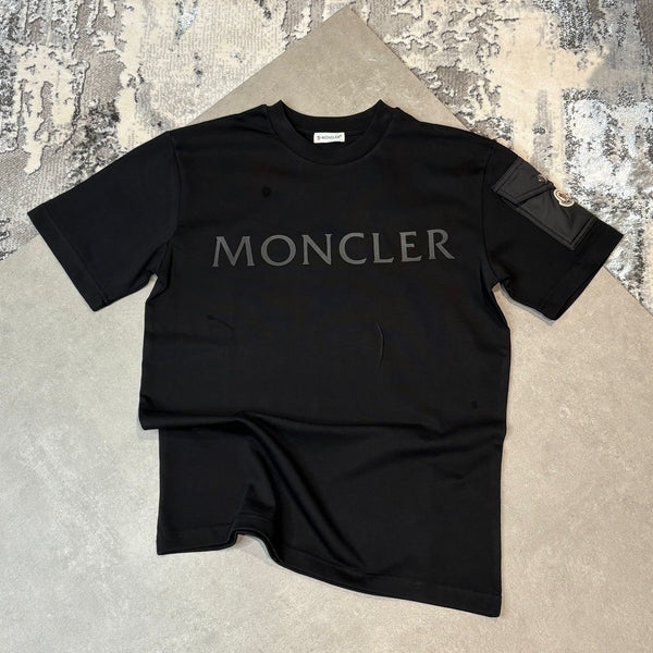 MNCLER TEE-BLACK