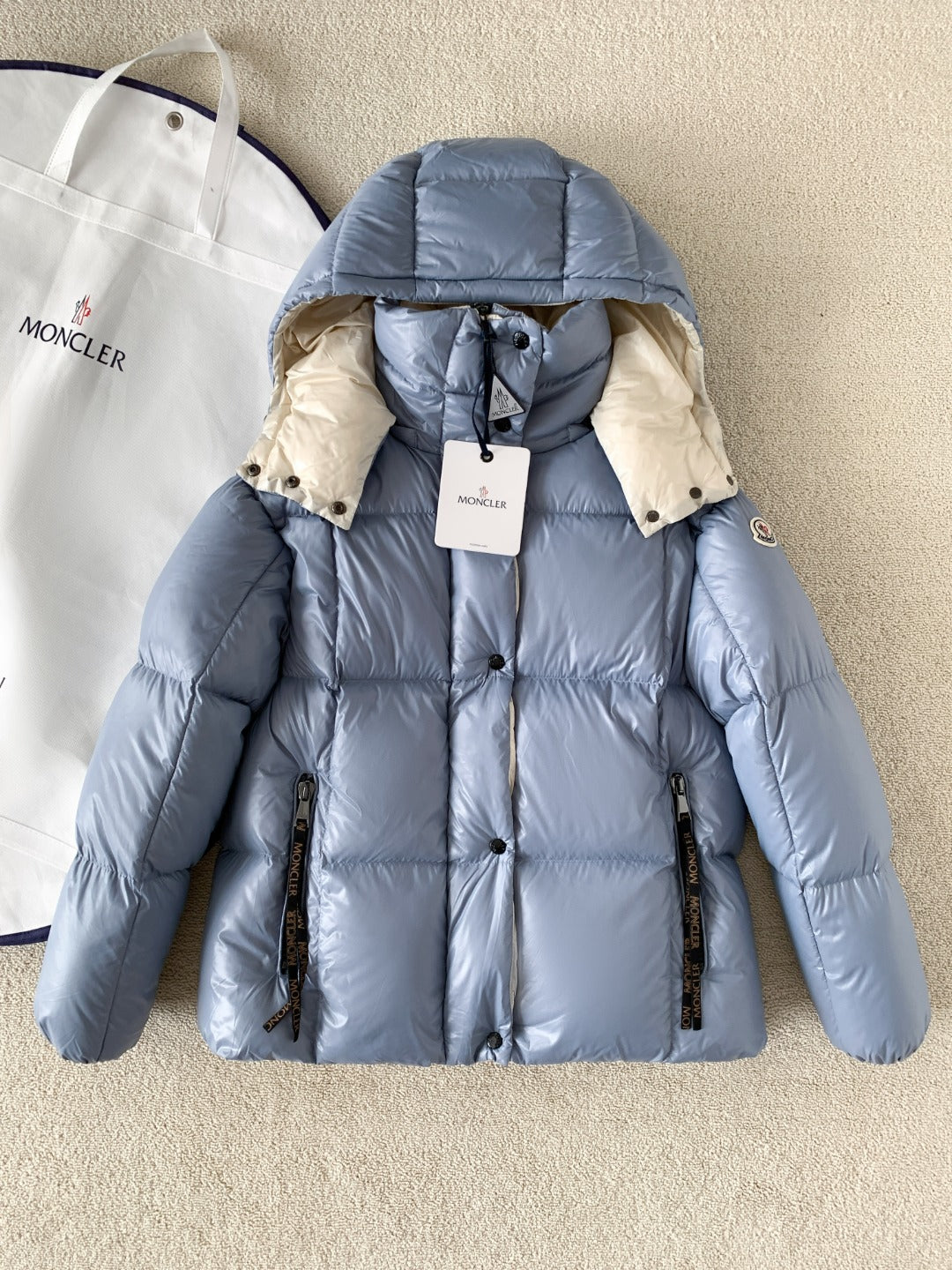 PRE ORDER WOMENS MNCLR COAT