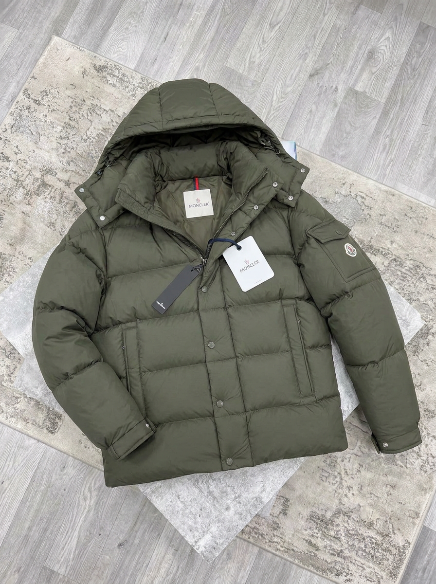 PRE ORDER- MNCLR COAT