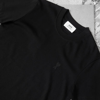 AMI TEE-BLACK