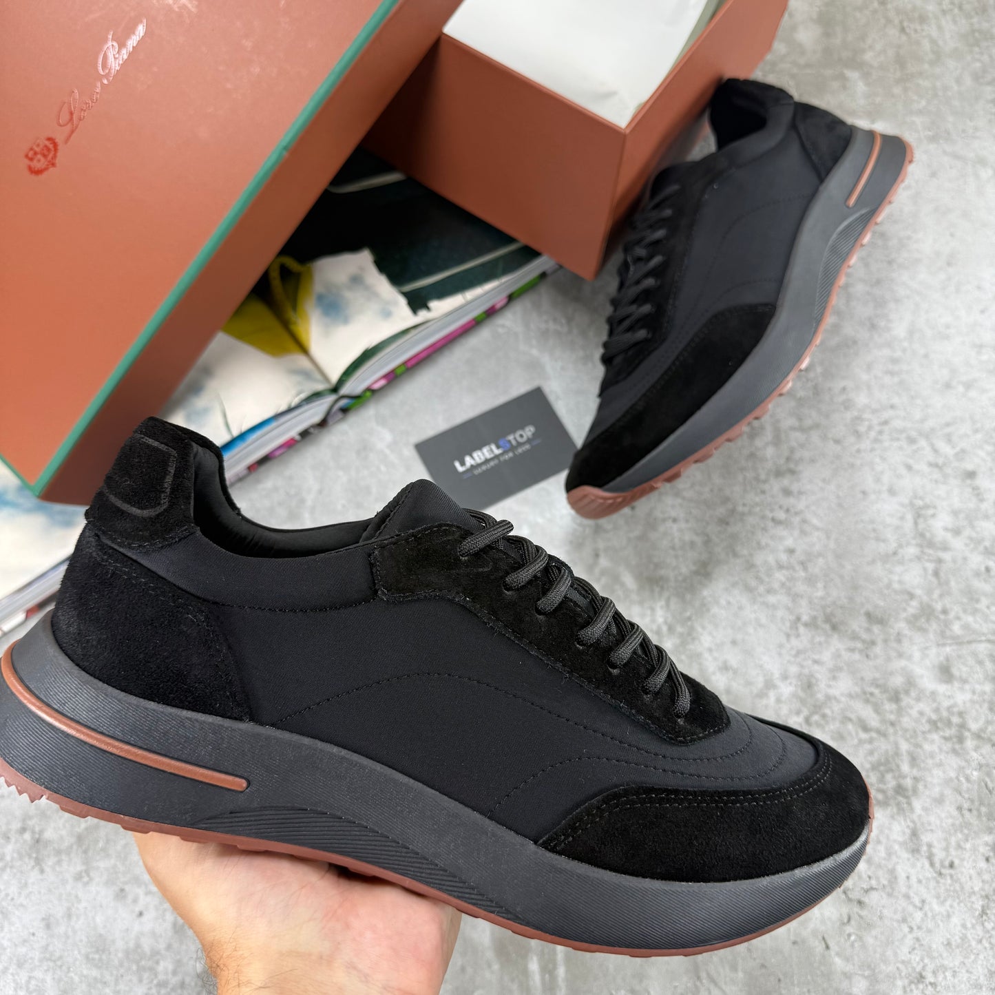 LORO TRAINERS-BLACK