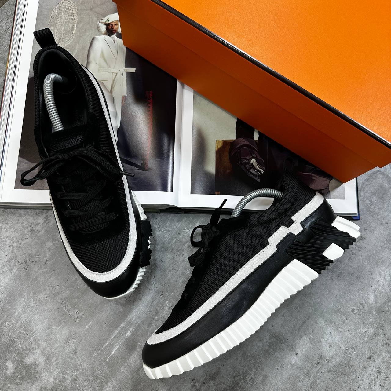 HMES TRAINERS