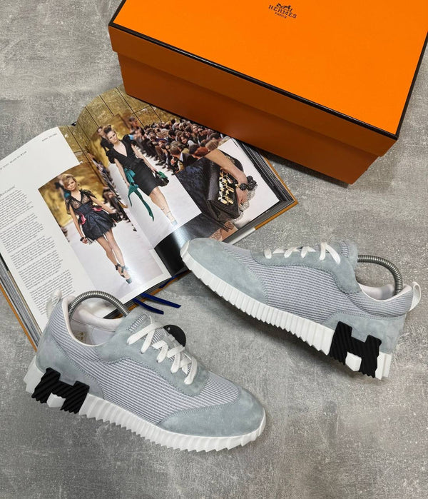 HMES TRAINERS