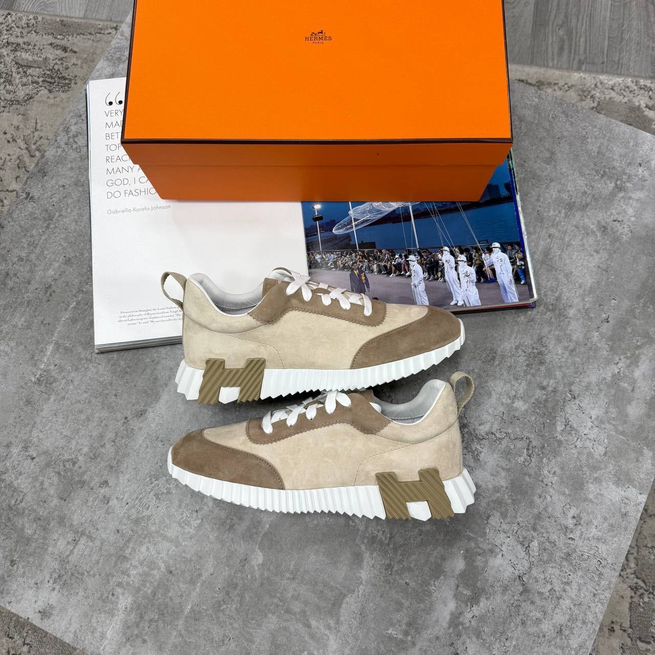 HMES TRAINERS-BEIGE