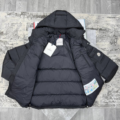 MNCLR MAYA-BLACK